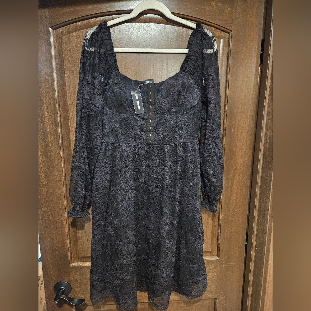 Hot Topic Black Lace Dress